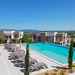 Pestana Valley Nature Village فندق 4*